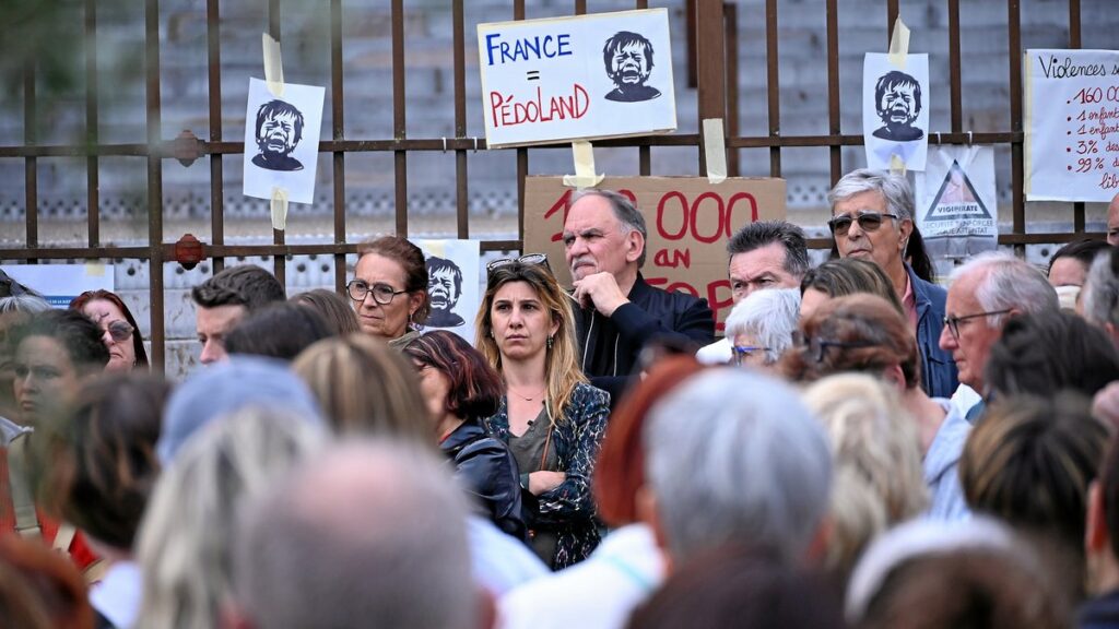 Mobilisation de plus de 300 personnes devant le tribunal de Rodez pour Lyhanna.