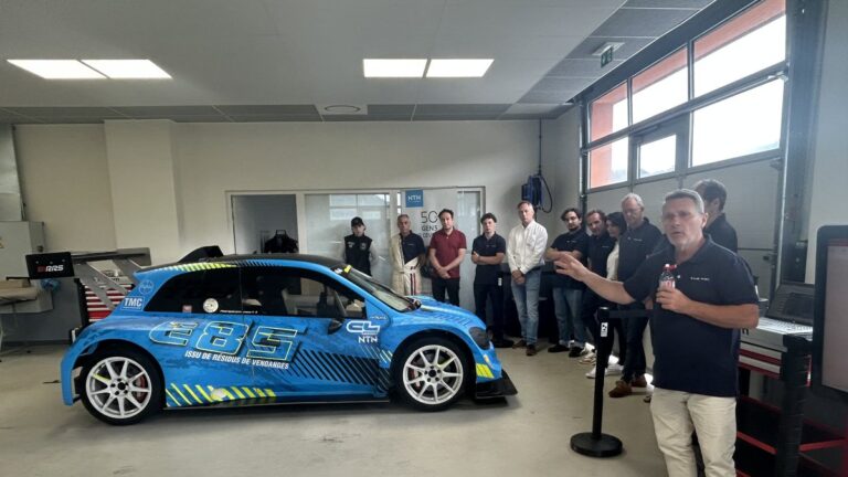 « The Toy » présente un bolide au marc de raisin, réduisant les émissions carbone de 70 % dans la course auto.
