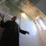 Toulouse : une retraitée de plus de 60 ans doit fuir chez ses proches pour se laver.