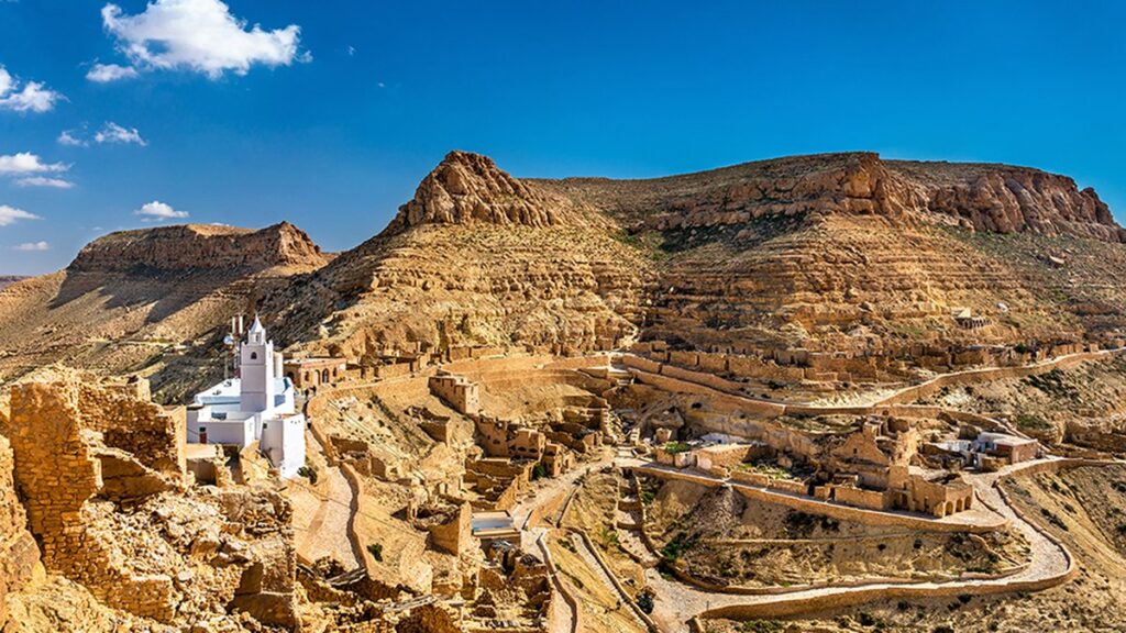 Le sud de la Tunisie : exploration des enjeux environnementaux du désert.