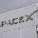 SpaceX atteint une valorisation de 1 765 milliards de dollars dans le secteur spatial.