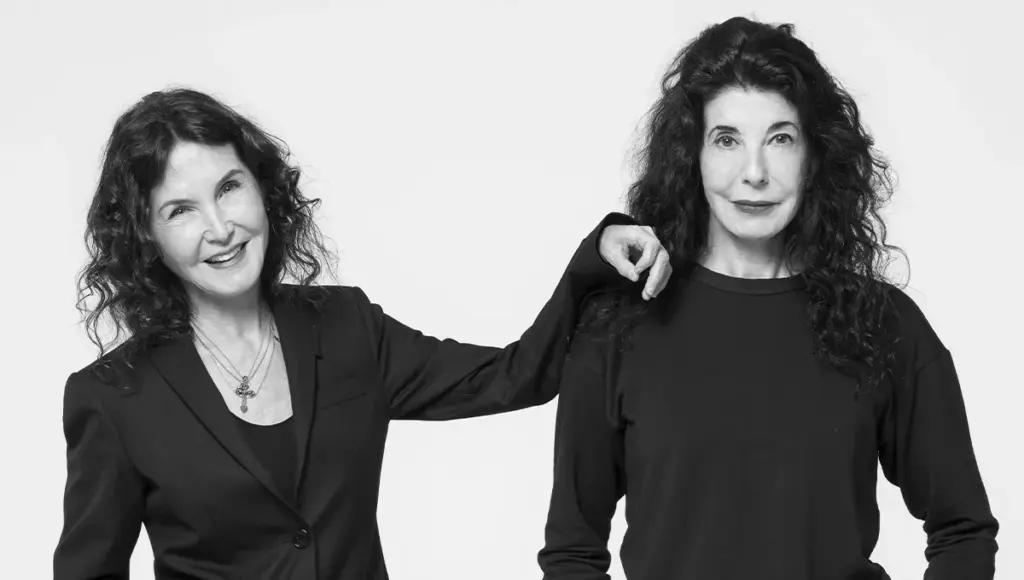 Katia et Maria Labèque en concert : exploration musicale au cœur de la scène classique.