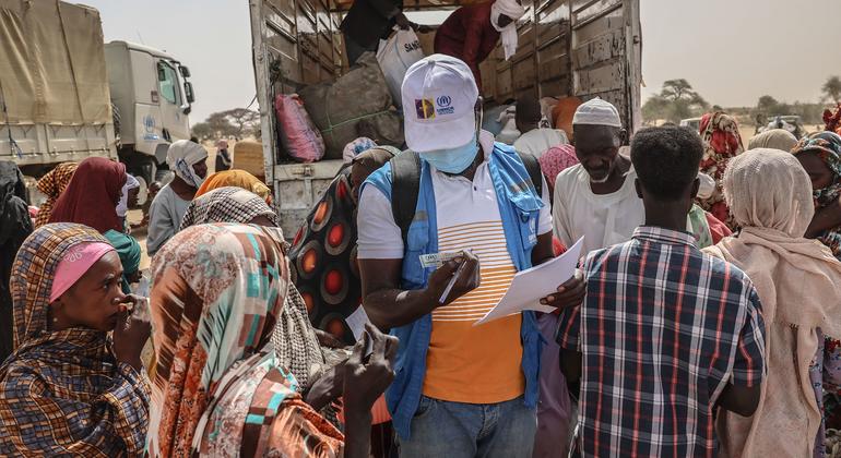 Les déplacements forcés dans le monde stagnent après dix ans de hausse, selon le HCR.