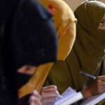 L&rsquo;Afghanistan face à une pénurie de 25.000 enseignantes et soignantes d&rsquo;ici 2030