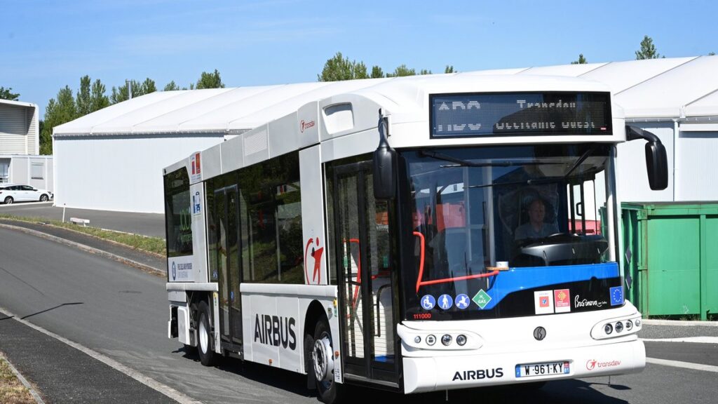 Aides réduites et projets suspendus : la filière technologique d’Albi en difficulté.