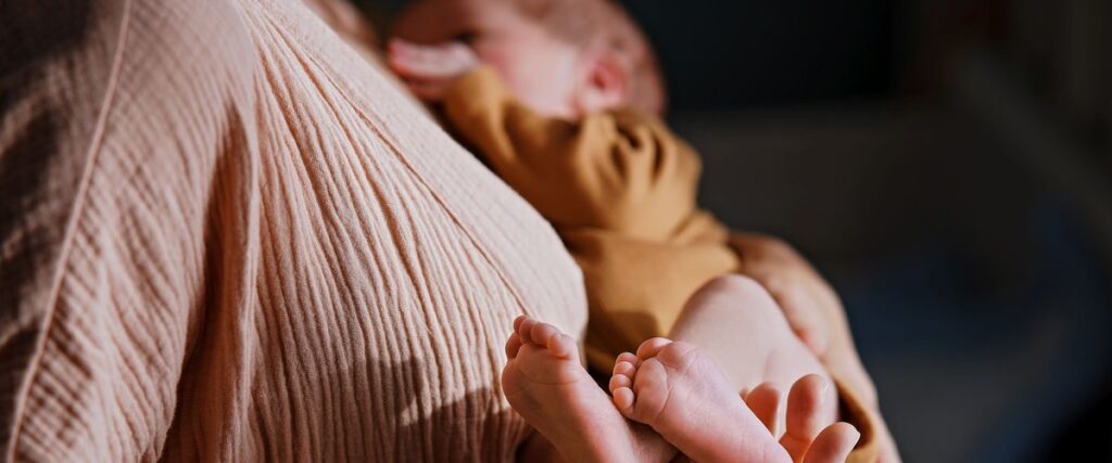 Nouveau congé de naissance en France : modalités et conditions d’application du dispositif