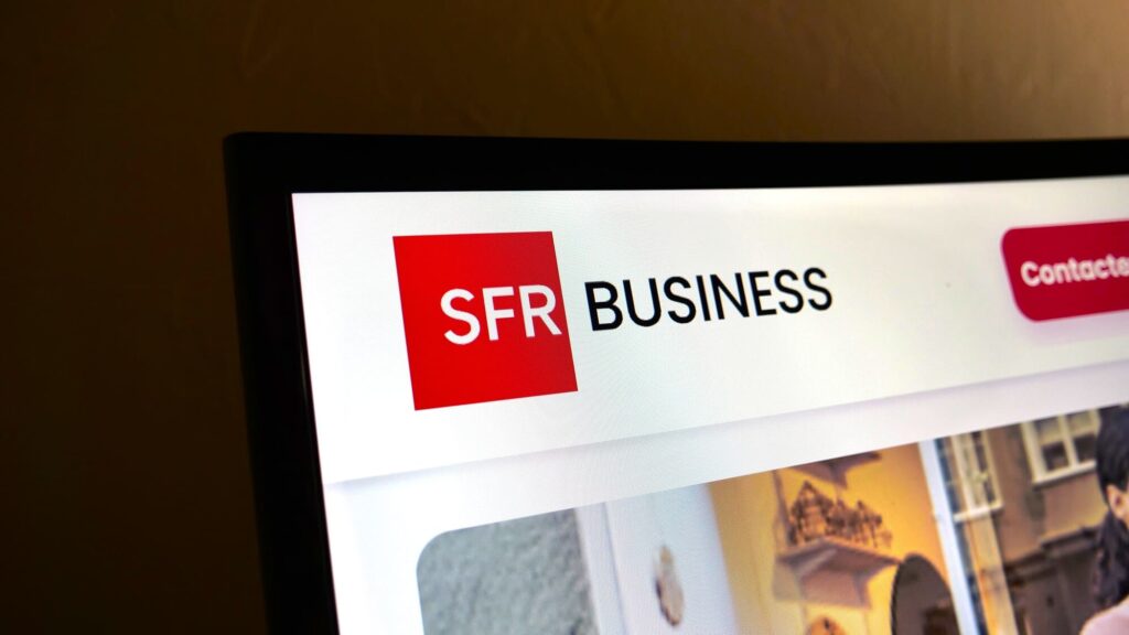 SFR condamné pour une clause cachée dans ses conditions générales de vente