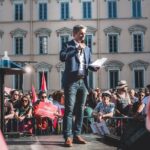 La gauche française face à l&rsquo;immigration : tensions internes et positions divergentes.
