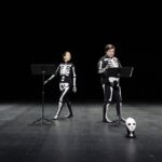 Olivier Martin Salvan rend hommage à Novarina au Printemps des comédiens avec une approche originale.
