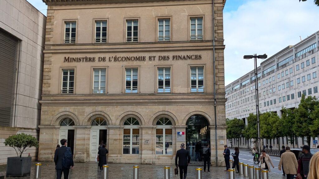 Le gouvernement crée la DIAN pour encadrer l’intelligence artificielle et le numérique.