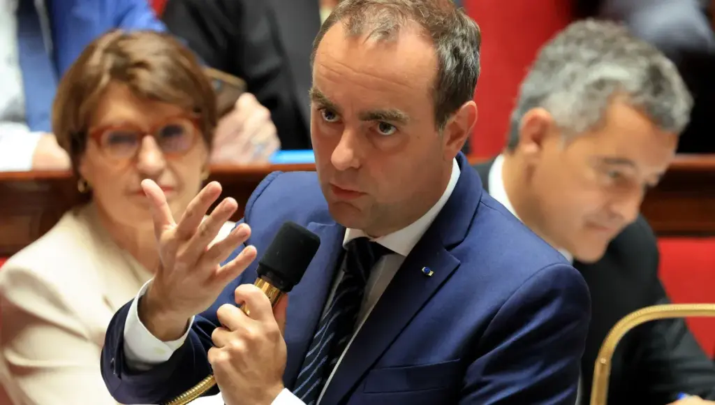 Sébastien Lecornu demande des dépistages de drogues dans les ministères français.