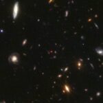 Résolution du paradoxe des « little red dots » par des astrophysiciens sur les trous noirs