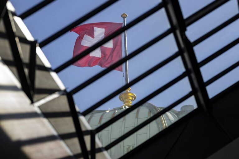 La Suisse perd sa position de championne de la compétitivité face à un recul des investissements.