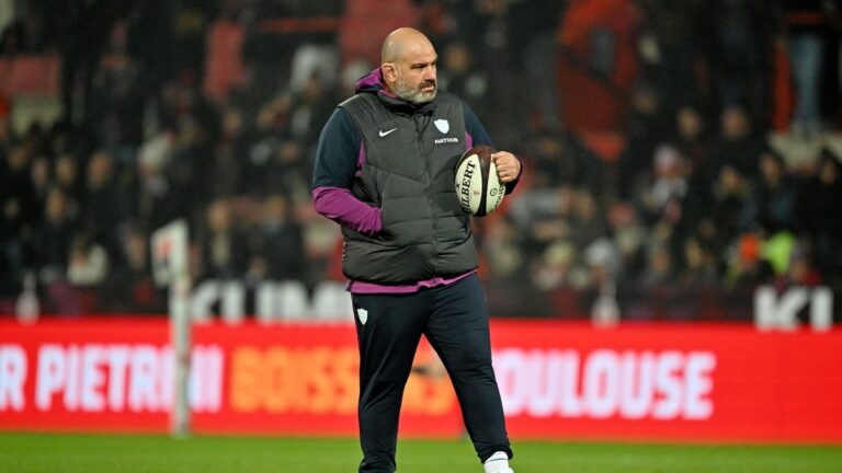 Patrice Collazo met en garde ses joueurs avant le match contre le Stade Toulousain au Vélodrome.