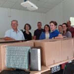 Quatorze familles du Lot-et-Garonne reçoivent des ordinateurs reconditionnés pour réduire la fracture numérique.