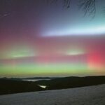 Aurores boréales observées en France : explications scientifiques et conditions climatiques.