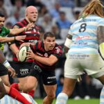 Antoine Dupont réalise une passe décisive pour le premier essai du Stade Toulousain en demi-finale du Top 14