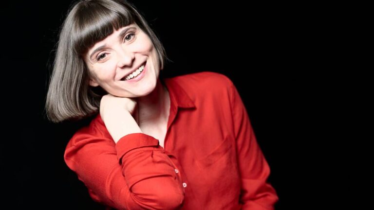 « Anne Schwaller du Théâtre des Osses souligne l’interdiction de faire un four pour la survie économique »