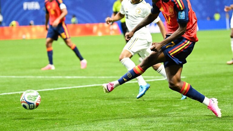 La Roja s’impose face à l’Arabie saoudite grâce à Yamal et Oyarzabal lors de la Coupe du monde 2026.