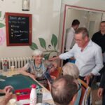 Gabriel Attal soutient l&rsquo;hôpital commun à Lanne lors de sa visite à Tarbes en pleine canicule.