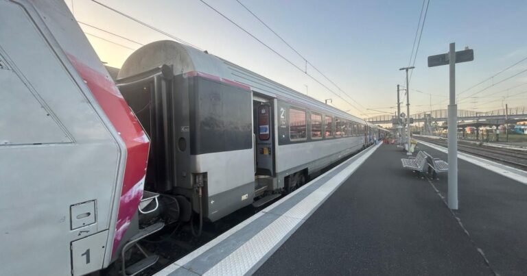 Voyage en train Paris-Clermont : conditions difficiles en raison de la canicule.