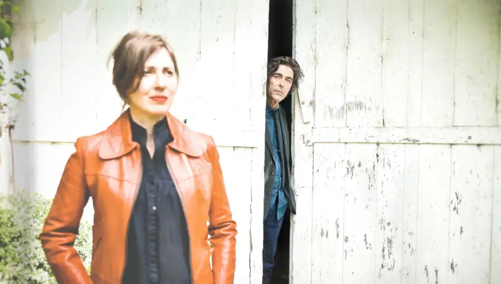 Claudia Solal et Benoît Delbecq explorent le minimalisme poétique en concert à Paris.