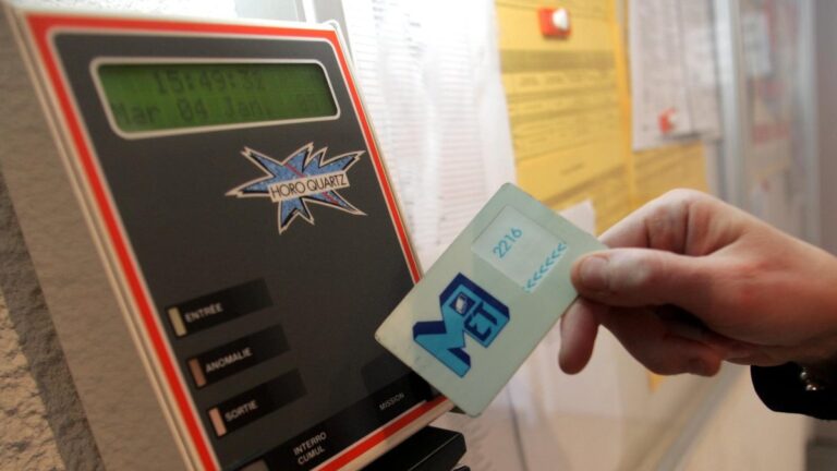 Licencié pour avoir demandé à sa collègue de pointer, il obtient 26 000 euros d’indemnités.