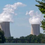 Canicule : arrêt de réacteurs nucléaires en France pour prévenir des surchauffes.