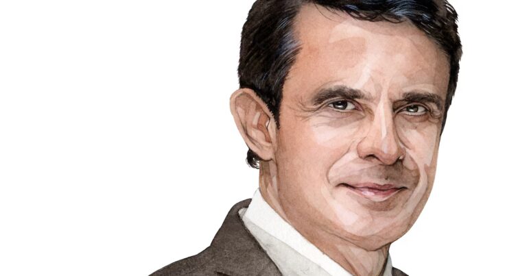 La guerre en Ukraine : Manuel Valls souligne la position stratégique de la France.
