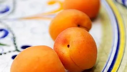L’abricot dans des recettes internationales : un ingrédient aux multiples saveurs