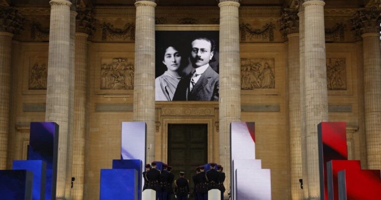Emmanuel Macron honore Marc Bloch et Simonne Vidal au Panthéon, évoquant la résistance.