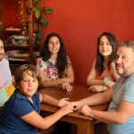Diagnostic d&rsquo;autisme ou de TDAH : des parents du Tarn témoignent de leur isolement et épuisement.