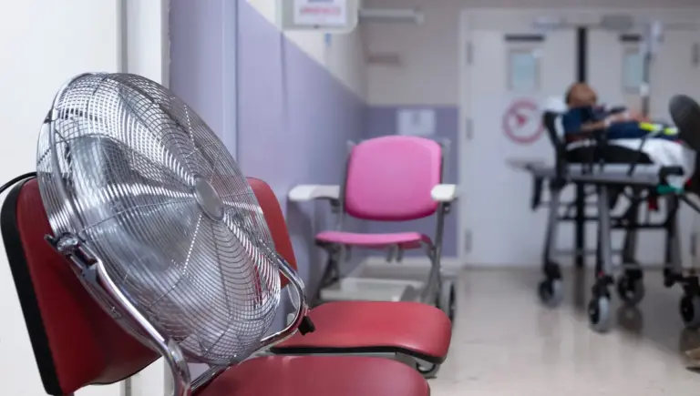 Canicule entraîne un pic des recours aux soins d’urgence rarement observé en France