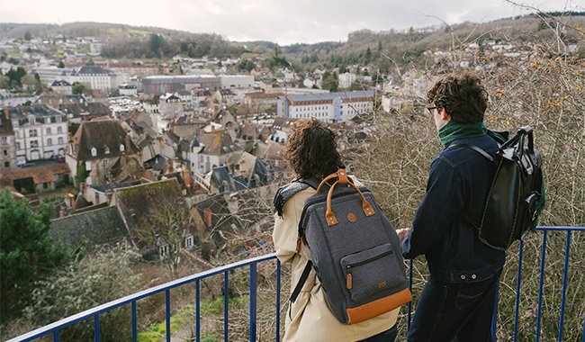 Lycéens de la Creuse confrontés au choix entre études supérieures et départ.