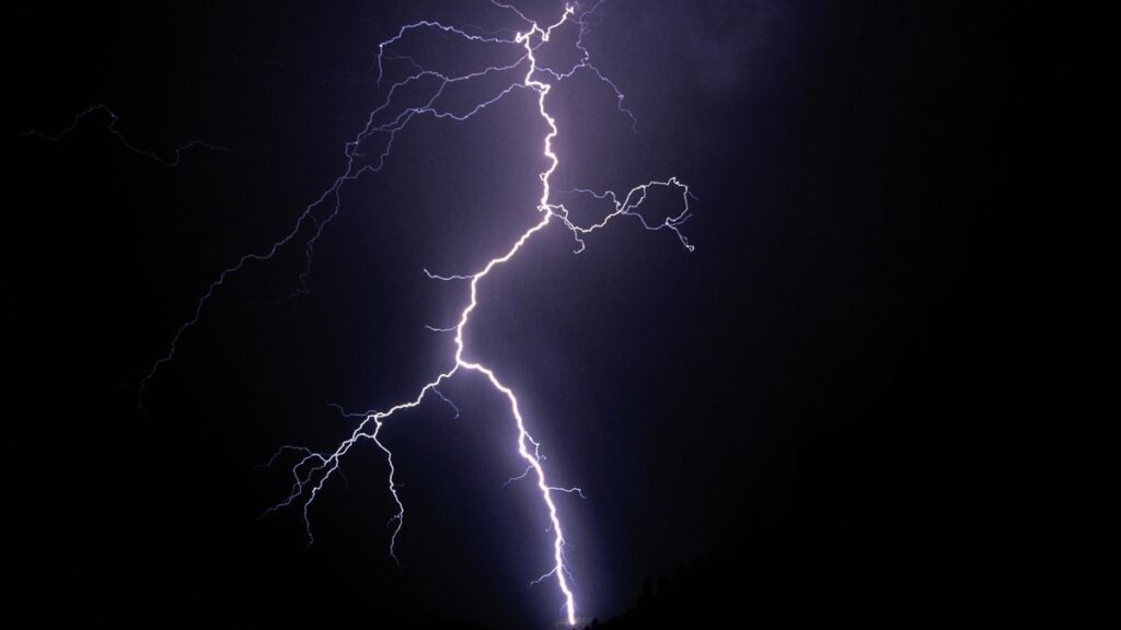 Canicule en Charente-Maritime : un orage et une tornade de type F0 observés.