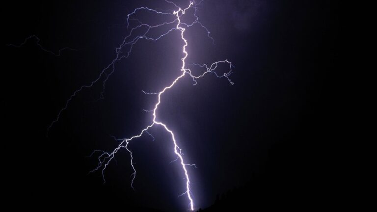 Canicule en Charente-Maritime : un orage et une tornade de type F0 observés.