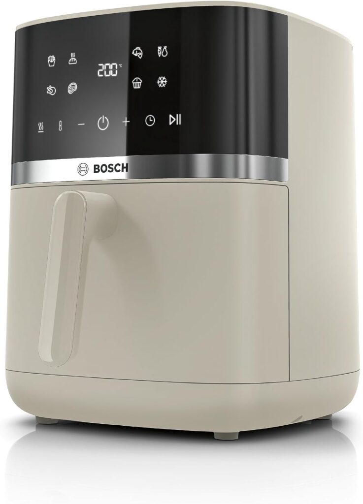 Bosch dévoile sa friteuse à air 4 XL MAF462C0 avec 7 programmes et technologie à chaleur duale.