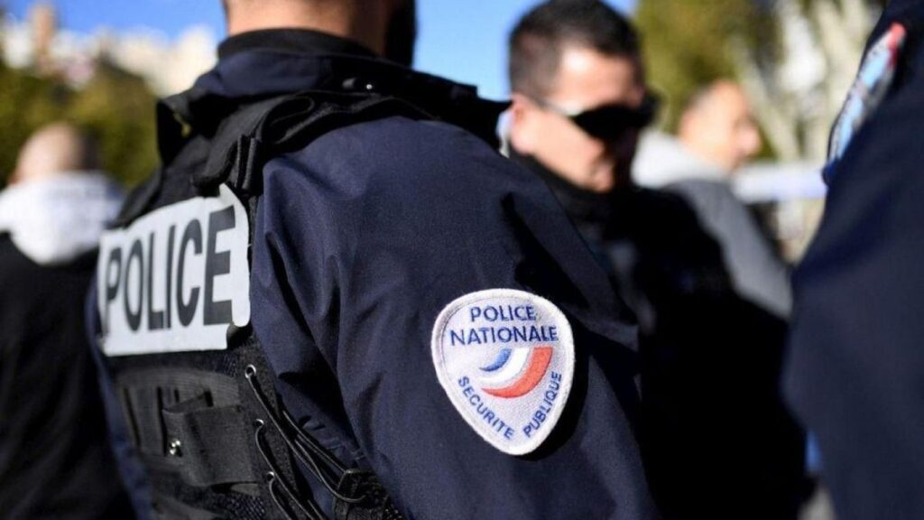 Trois hommes s’introduisent chez une octogénaire, la police lance un avis de recherche.