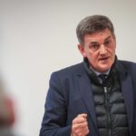 Dépassements d&rsquo;honoraires : la France affiche le reste à charge santé le plus bas de l&rsquo;OCDE, selon Franck Devulder.