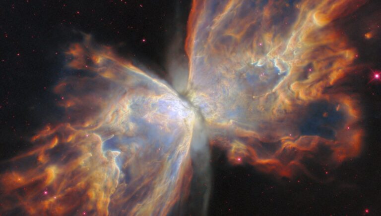 Le JWST analyse la chimie complexe au cœur de la nébuleuse du Papillon.