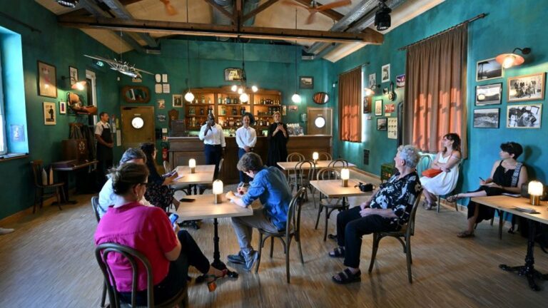 Ouverture d’un café vintage à L’Envol des Pionniers, au sud de Toulouse.