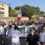 Mort de Louis à Narbonne : 1 300 manifestants se rendent au chantier du drame