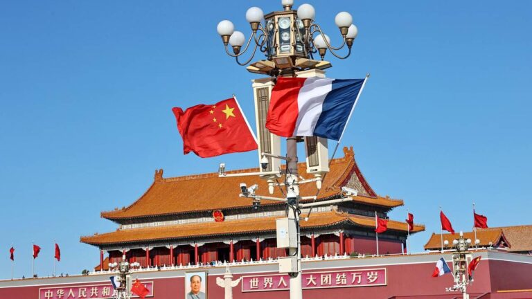 Pékin face aux défis militaires et commerciaux de Washington : une opportunité manquée.