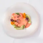 Vinaigrette aux fruits d&rsquo;été : une recette fraîche pour les repas estivaux en France