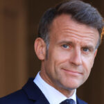 Macron annonce un financement de 1,55 milliard d&rsquo;euros pour le secteur quantique et semi-conducteurs.