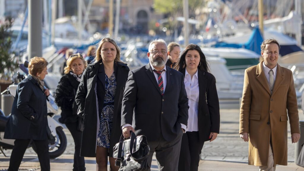 Un conseiller municipal de Marseille recherche des experts pour soutenir son action.