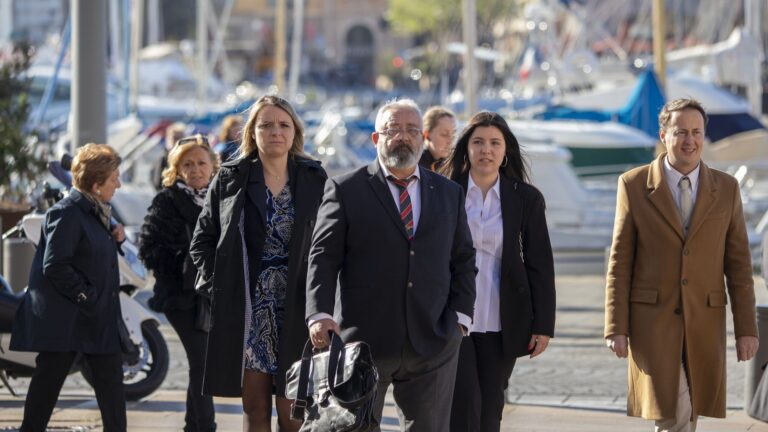 Un conseiller municipal de Marseille recherche des experts pour soutenir son action.