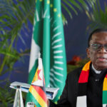 Zimbabwe : le Parlement adopte une réforme renforçant le pouvoir de Mnangagwa jusqu’en 2030.