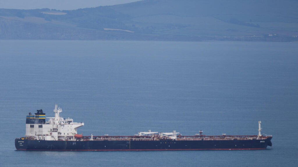 Yaoundé dénonce l’usage du pavillon camerounais après l’interception d’un pétrolier russe.