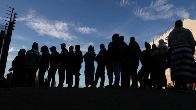 Afrique du Sud : les opposants aux mouvements anti-immigration renforcent leur unité.
